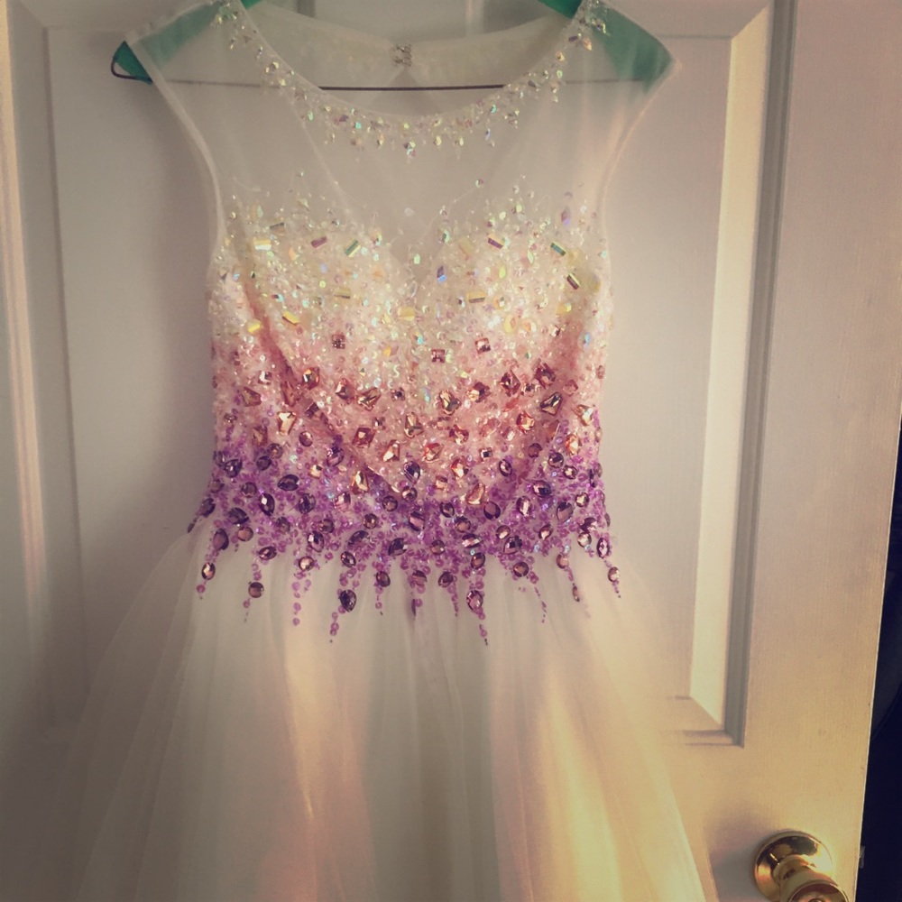 Homecoming or Formal Short cupcake Dress size 0